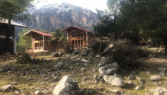 Kayseri İli Yahyalı İlçesi, Aladağlar Milli Parkı Ulupınar Mahallesi Bozçayır Mevkii Orman Köşkü yapım işi